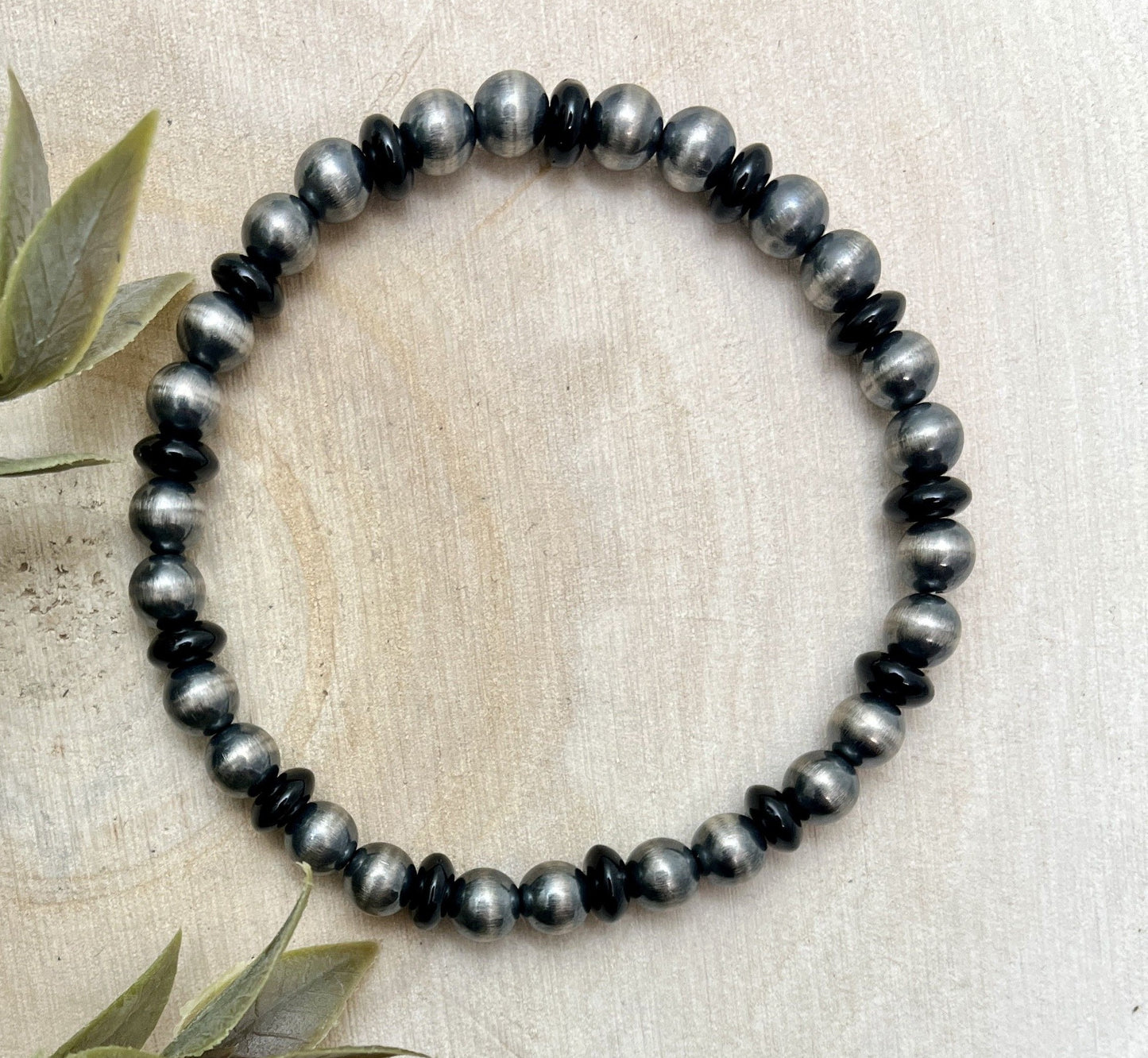 6mm Desert Pearls & Onyx Stretch Bracelet