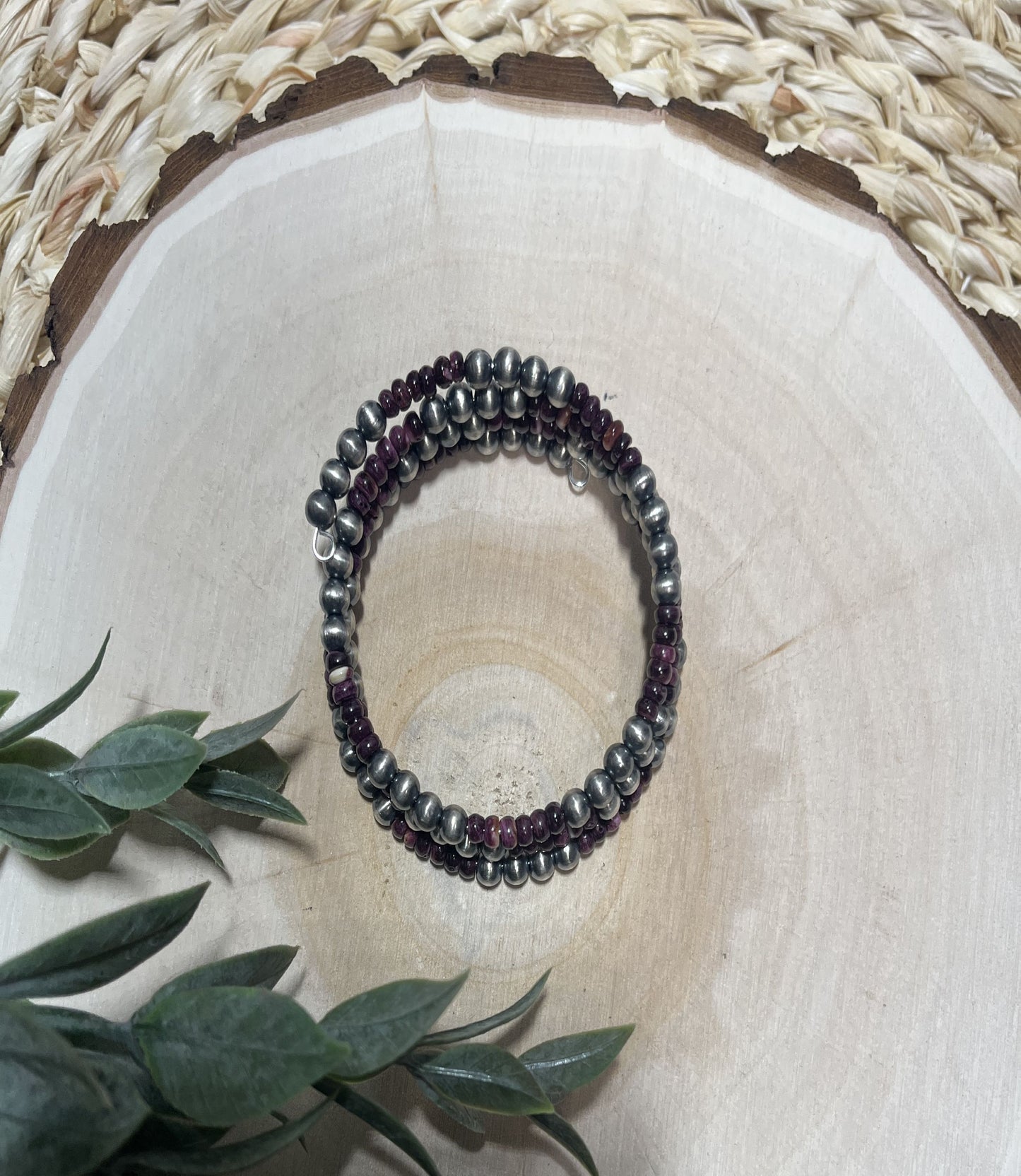 5mm Santa Fe Pearls and Purple Spiny 3-row Memory Bracelet