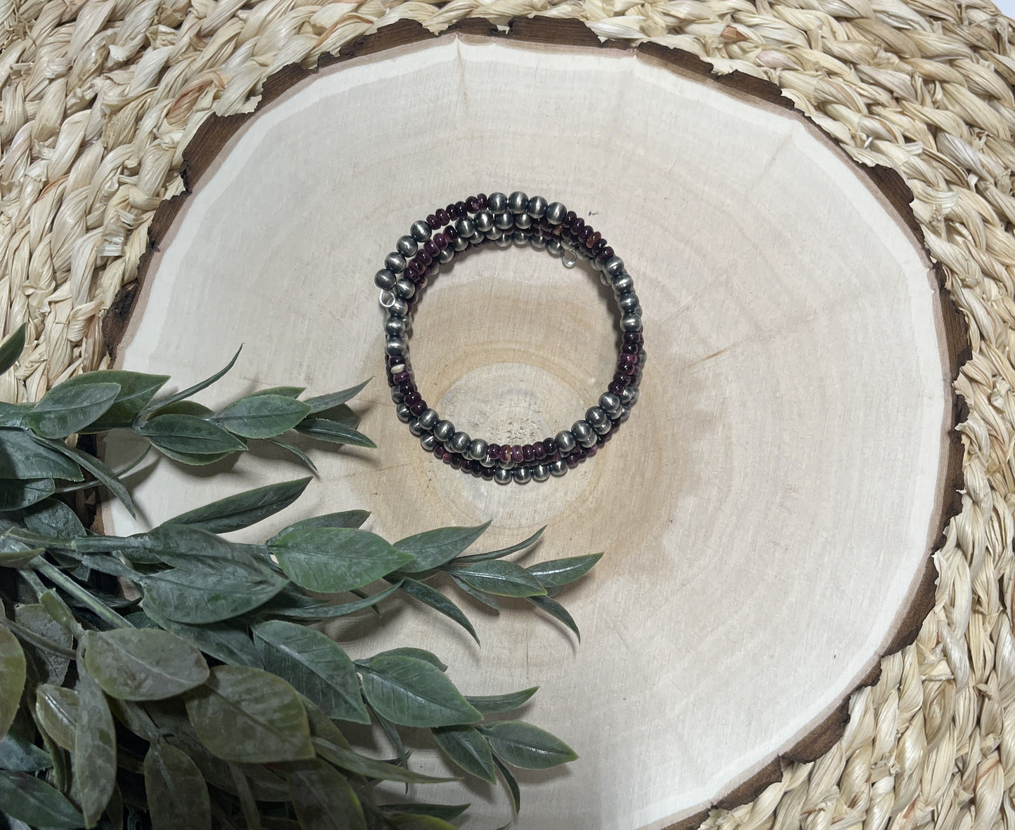 5mm Santa Fe Pearls and Purple Spiny 3-row Memory Bracelet
