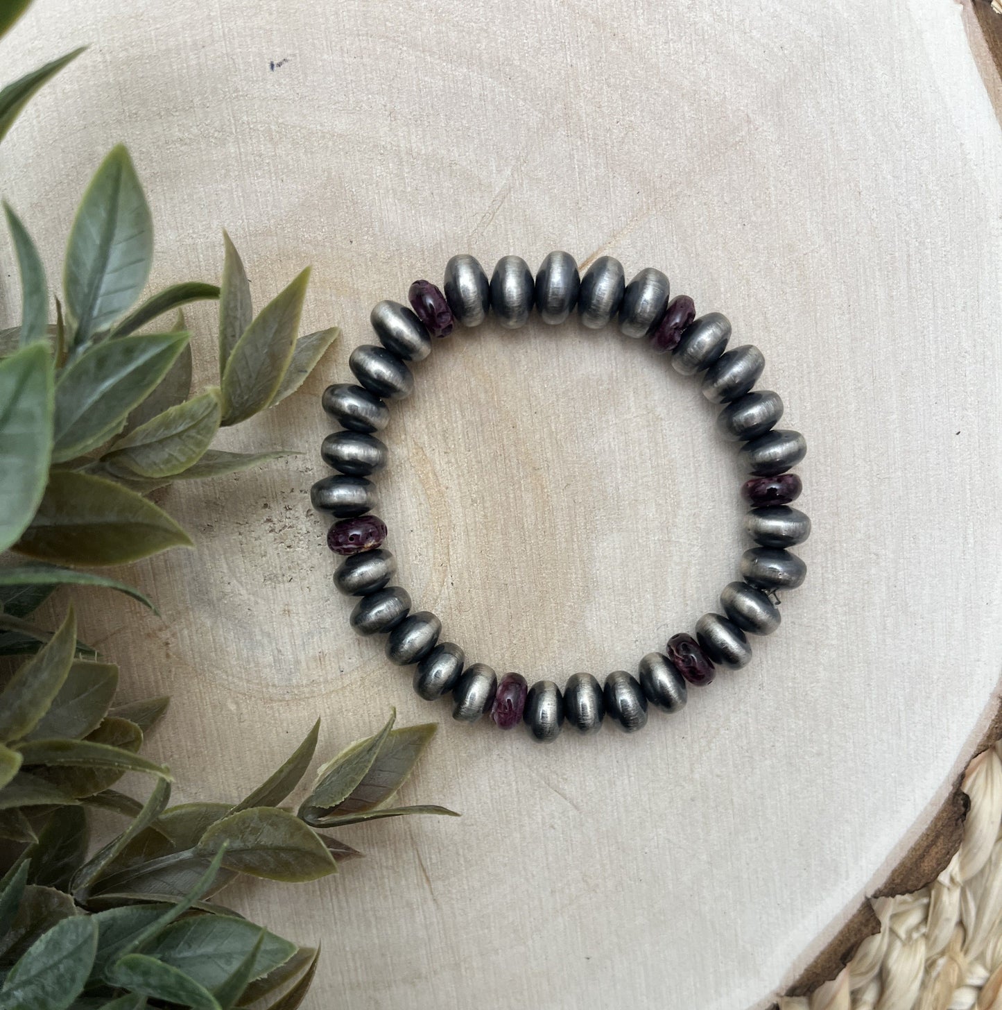 9mm Santa Fe Saucer Pearls & Purple Spiny Stretch Bracelet