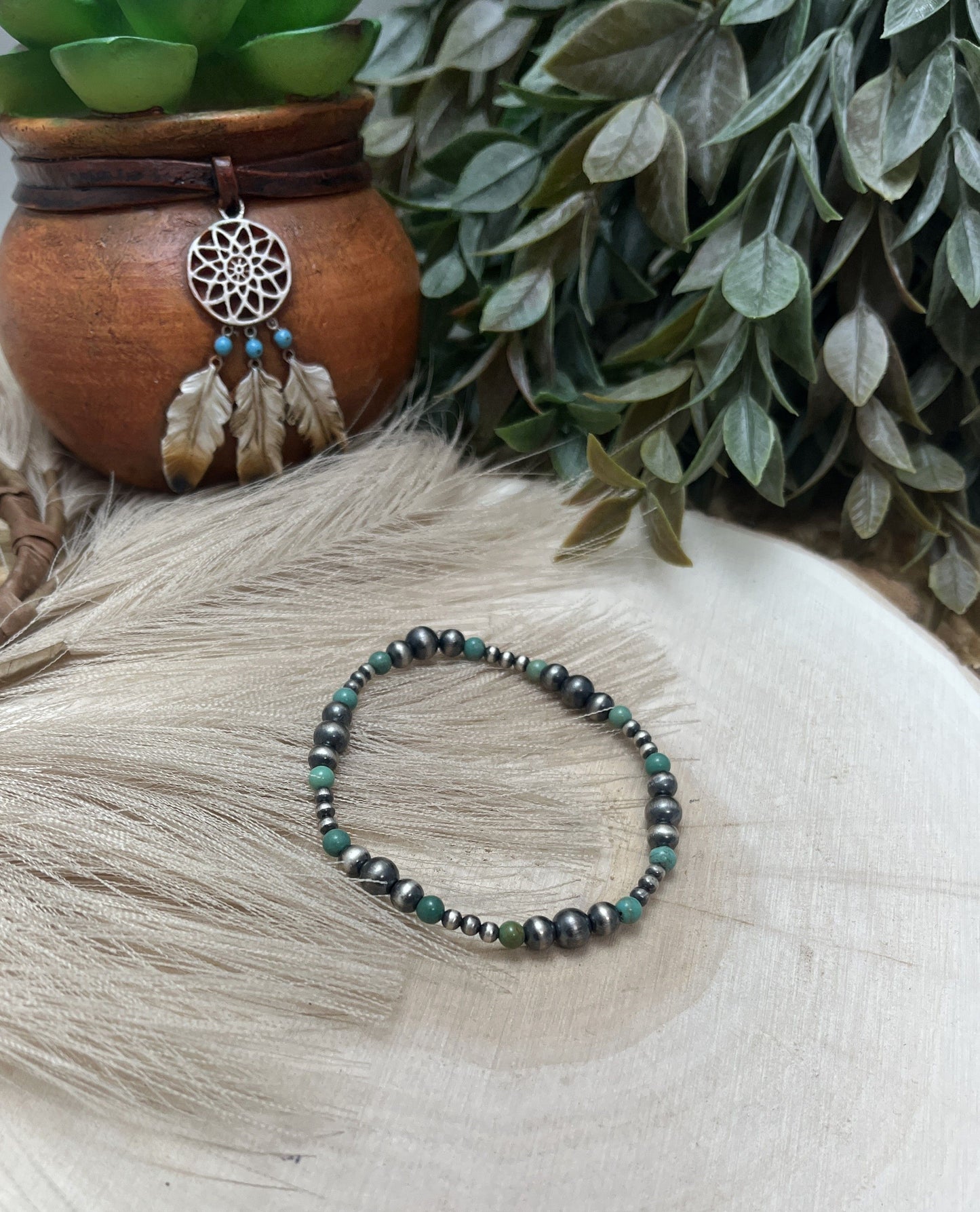 Santa Fe Pearls & Green Turquoise Graduated Stretch Bracelet