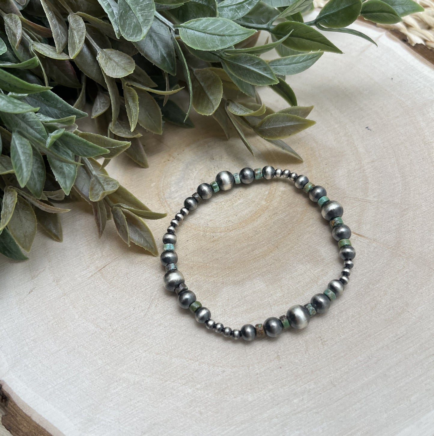 Santa Fe Pearls & Green Turquoise Graduated Stretch Bracelet