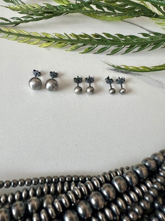 4mm Desert Pearl Round Post Earrings - Sunset TQ Mountain