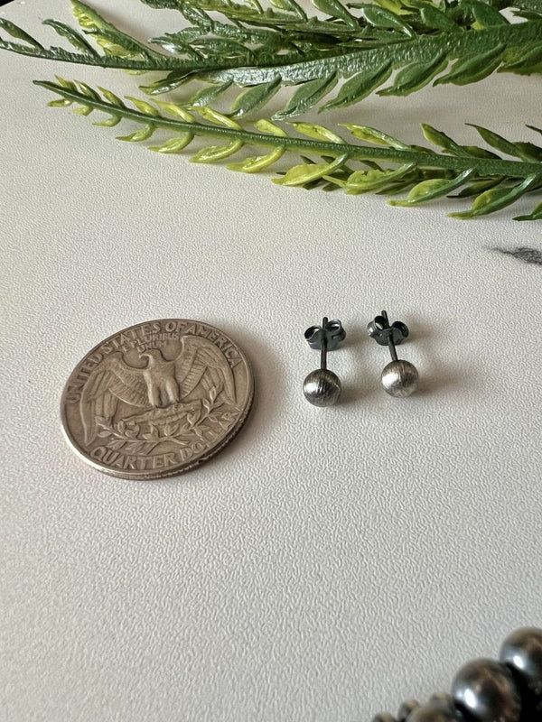 6mm Desert Pearl Round Post Earrings - Sunset TQ Mountain