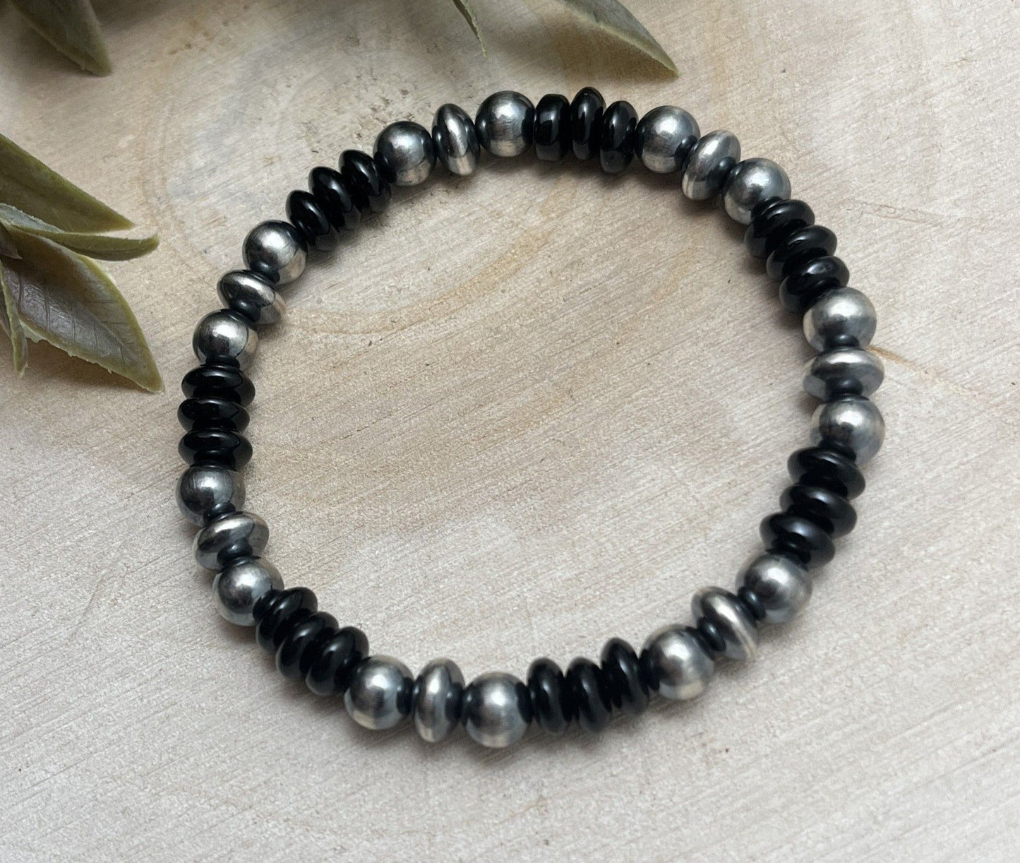 7mm Desert Saucer Pearls & Onyx Stretch Bracelet - Sunset TQ Mountain