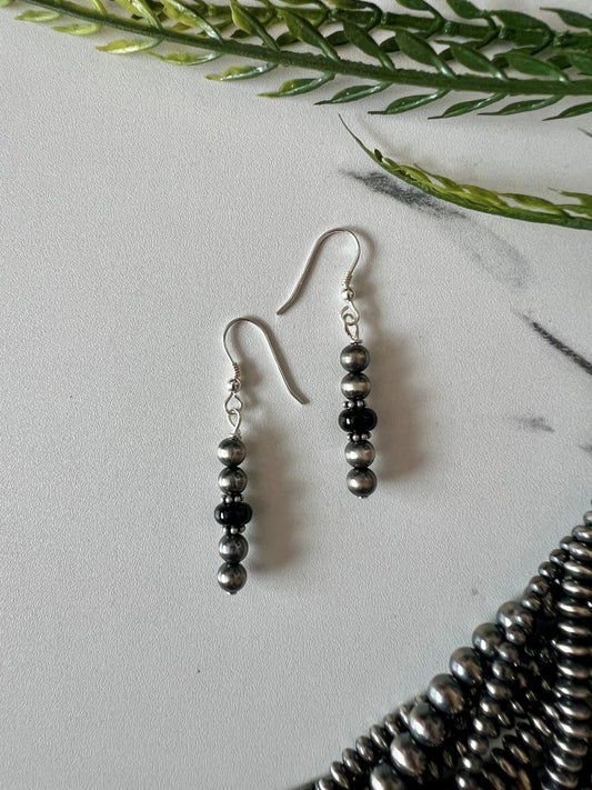 5mm Desert Pearl and Onyx Stick Dangle Earrings