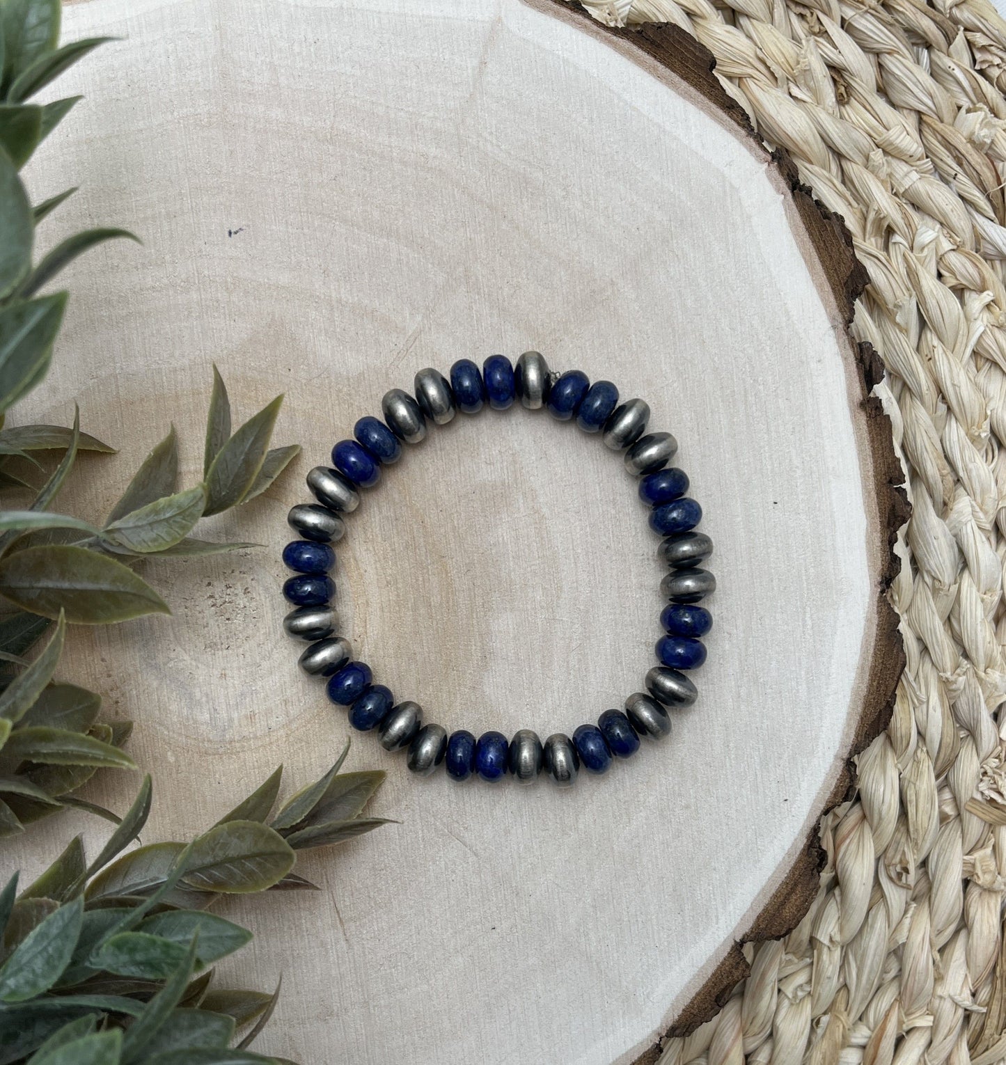 9mm Santa Fe Saucer Pearls & Lapis Stretch Bracelet