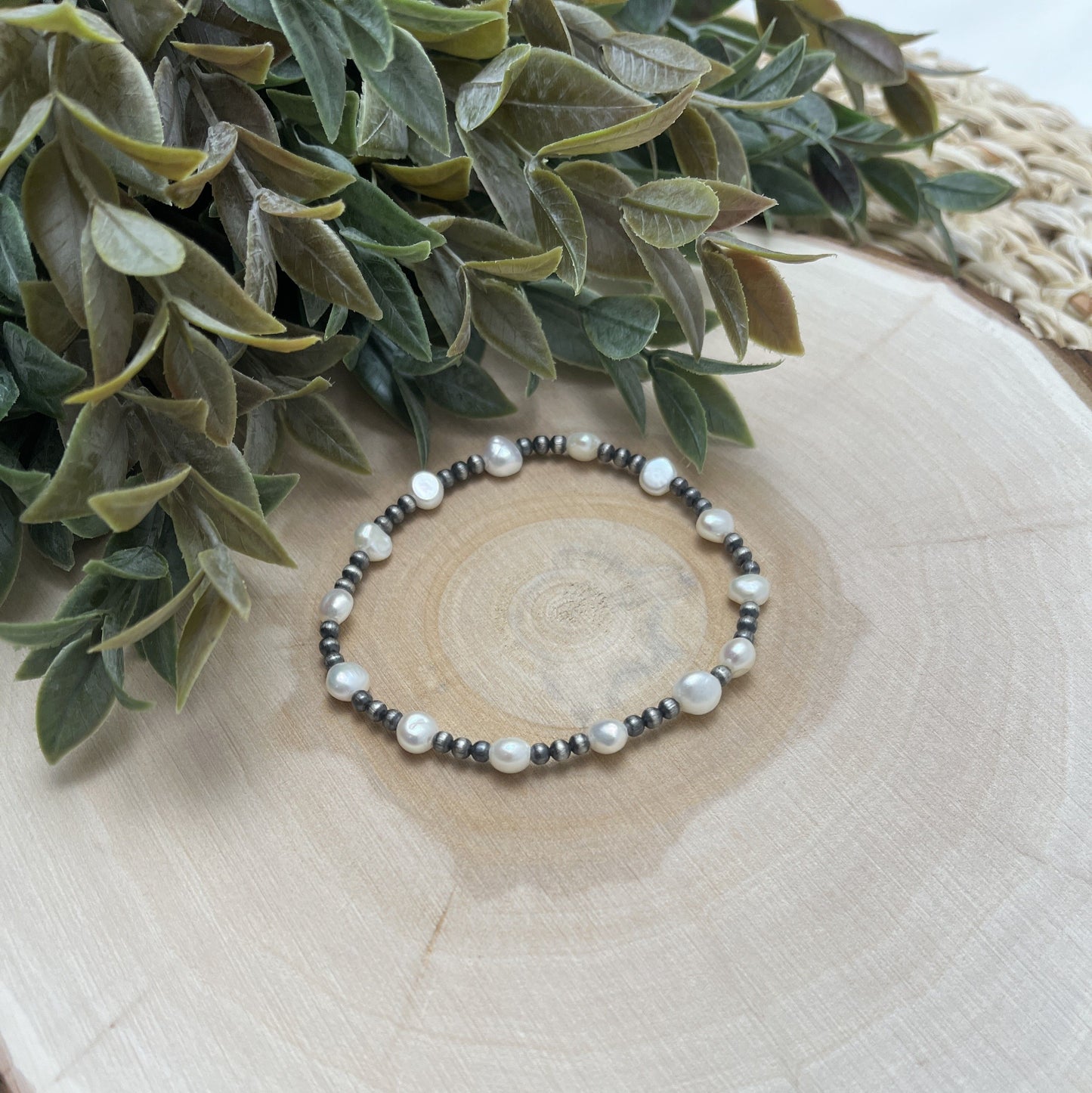 Santa Fe Pearls & Fresh Water Pearls Stretch Bracelet