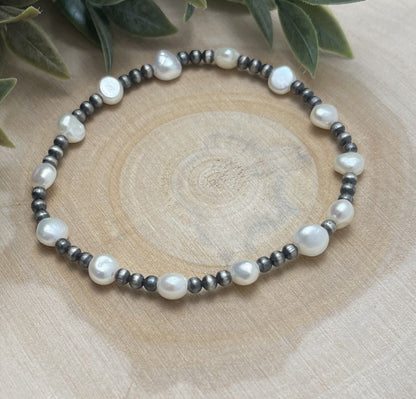 Desert Pearls & Fresh Water Pearls Stretch Bracelet - Sunset TQ Mountain