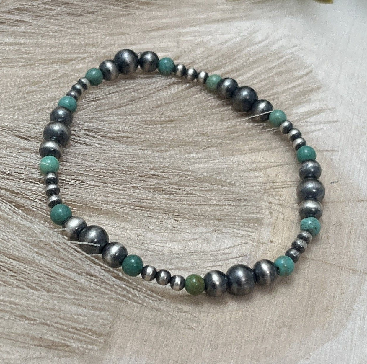 Desert Pearls & Green Turquoise Graduated Stretch Bracelet - Sunset TQ Mountain