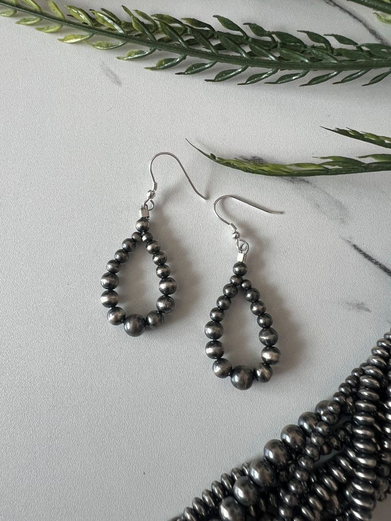 Graduated Desert Pearl Round Dangle Earrings - Sunset TQ Mountain