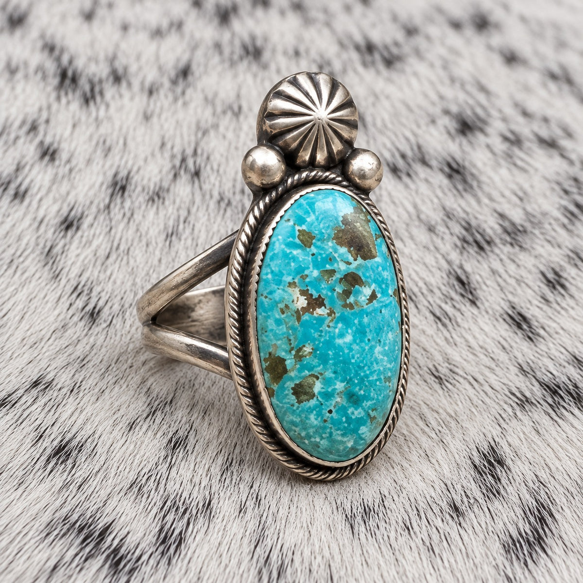 Sierra Nevada Turquoise Tear Ring — angle