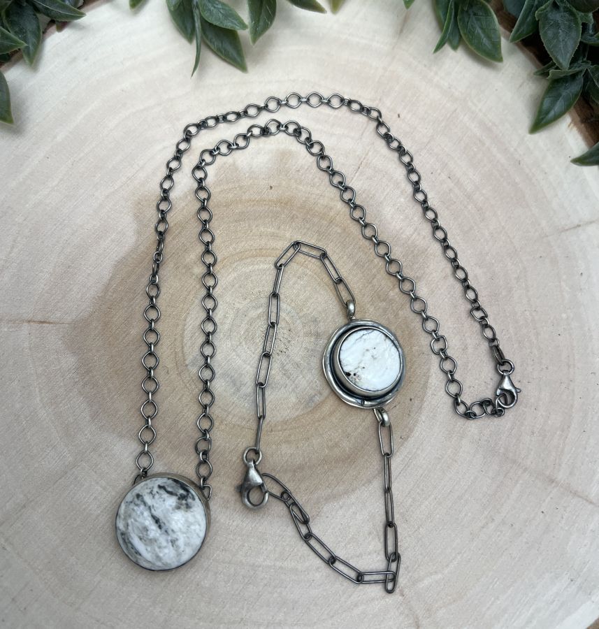 White Buffalo Round Bar Necklace & Bracelet Set - Sunset TQ Mountain
